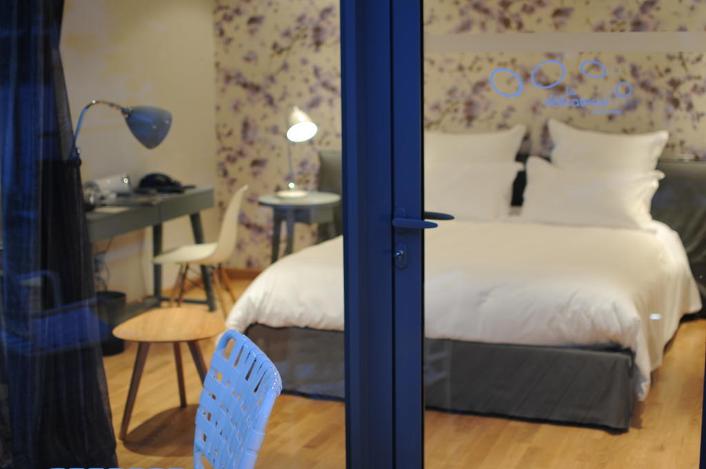 Hotel-Restaurant L'Aquarelle Breuillet  Habitación foto